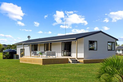 /international/nz/kahikatea-flat-road-waitoki-auckland-320097625013/