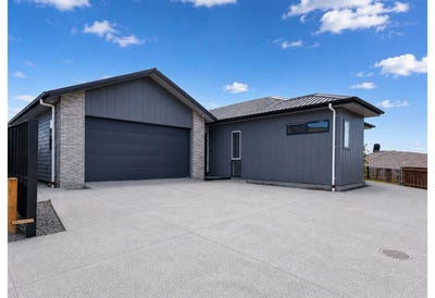 /international/nz/lambert-road-milldale-auckland-320108160677/