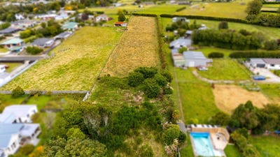 /international/nz/brecon-road-stratford-taranaki-320106333529/