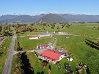 /international/nz/municipal-road-kowhitirangi-west-coast-320102871195/