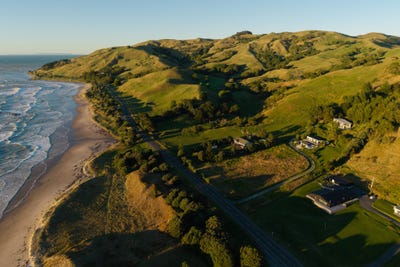 /international/nz/whangara-road-makorori-gisborne-320105427927/