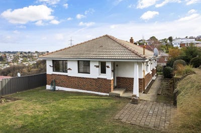 /international/nz/lancefield-street-balaclava-otago-320101246743/