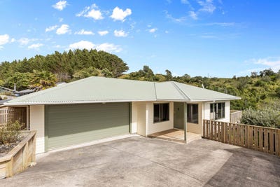/international/nz/rangitake-drive-spotswood-taranaki-320092415597/