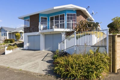 /international/nz/bayly-road-blagdon-taranaki-320107834290/