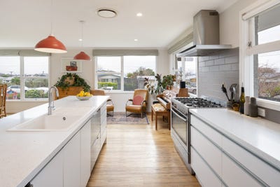 /international/nz/selwyn-street-witherlea-marlborough-320108528054/