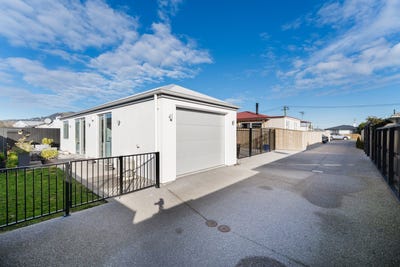 /international/nz/forth-street-mosgiel-otago-320100930896/