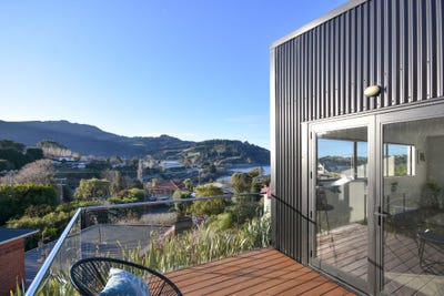 /international/nz/kilgour-street-roseneath-otago-320100571603/