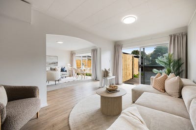 /international/nz/centreway-road-orewa-auckland-320108528143/