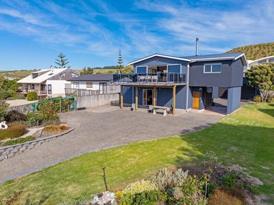 /international/nz/tamarisk-drive-riversdale-beach-wellington-320106859492/