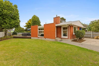 /international/nz/william-street-prebbleton-canterbury-320108485705/
