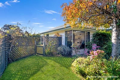/international/nz/wordsworth-place-stoke-nelson-320108528052/