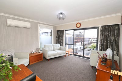 /international/nz/macmaster-street-richmond-southland-320108485330/