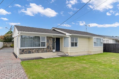 /international/nz/kamo-road-kamo-gisborne-320108005967/