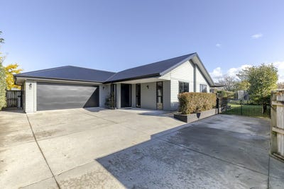 /international/nz/smith-street-lepperton-taranaki-320108527569/