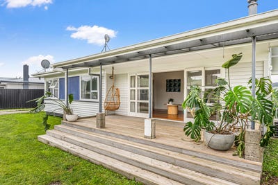 /international/nz/wildish-street-outer-kaiti-gisborne-320107271023/