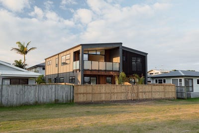 /international/nz/papamoa-beach-road-papamoa-beach-bay-of-plenty-320108457496/