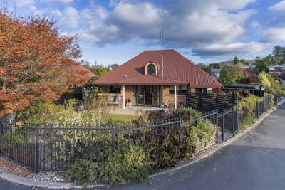 /international/nz/old-brighton-road-fairfield-otago-320108457400/