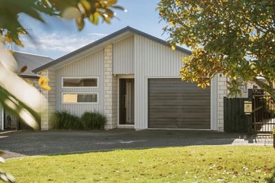 /international/nz/capstan-close-pyes-pa-bay-of-plenty-320108485688/