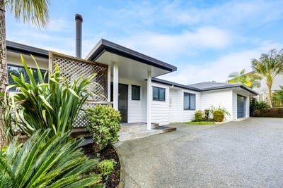 /international/nz/southgate-road-warkworth-auckland-320108593934/