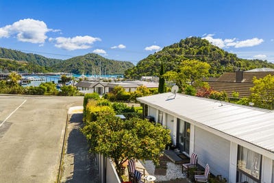 /international/nz/seaview-crescent-picton-marlborough-320106859263/