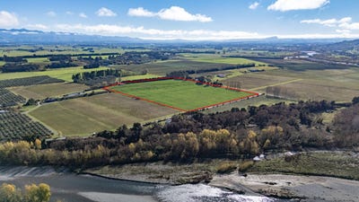 /international/nz/dakins-road-carterton-wellington-320108365872/
