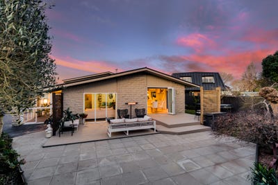 /international/nz/hillcrest-place-avonhead-canterbury-320101992418/