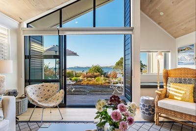 /international/nz/boathouse-bay-lane-snells-beach-auckland-320101530631/