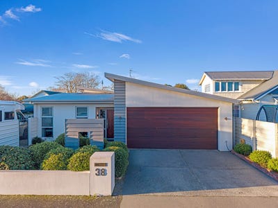 /international/nz/middle-road-allenton-canterbury-320108527965/