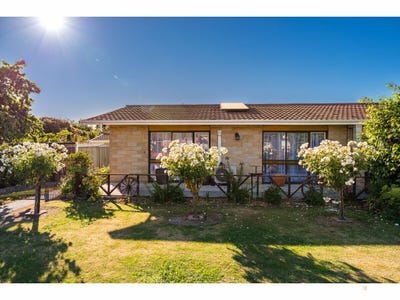 /international/nz/queen-street-waimate-canterbury-320103812979/