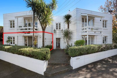 /international/nz/herne-bay-road-herne-bay-auckland-320108287933/