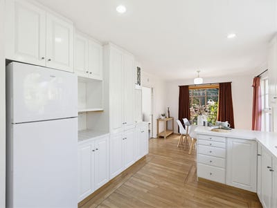 /international/nz/maidstone-road-avonhead-canterbury-320107064701/