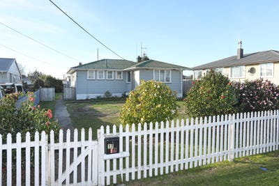 /international/nz/collins-crescent-feilding-manawatu-wanganui-320101224845/