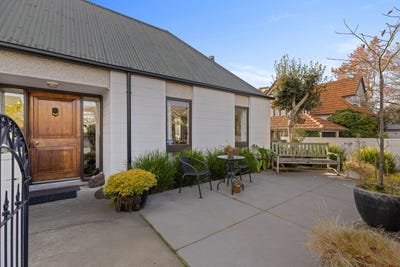 /international/nz/innes-road-st-albans-canterbury-320108621678/