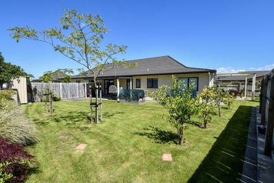 /international/nz/ashmore-park-road-carterton-wellington-320091278623/