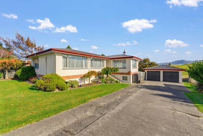 /international/nz/wentworth-street-gore-southland-320107834869/