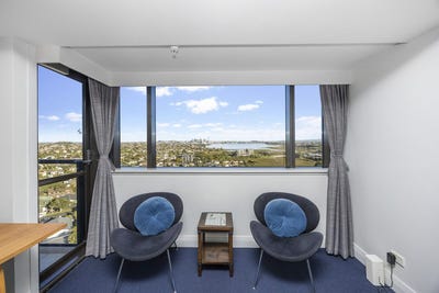 /international/nz/byron-avenue-takapuna-auckland-320100287460/