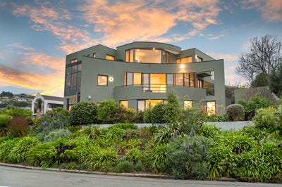 /international/nz/glenstrae-road-redcliffs-canterbury-320108621633/