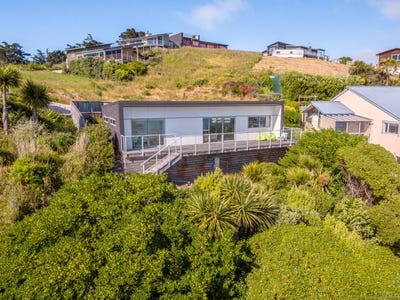 /international/nz/balfour-crescent-castlepoint-wellington-320104244908/