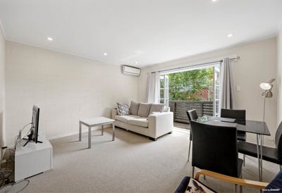/international/nz/don-croot-street-morningside-auckland-320101224393/