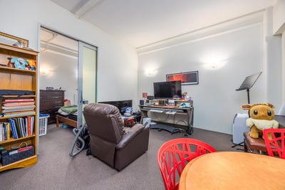/international/nz/queen-street-city-centre-auckland-region-320108457415/