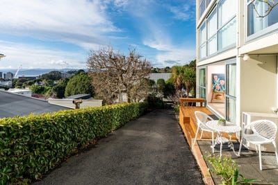 /international/nz/patanga-crescent-thorndon-wellington-320101058573/