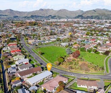 /international/nz/clydesdale-street-woolston-canterbury-320099936136/