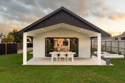 /international/nz/studholme-street-morrinsville-waikato-320108527412/