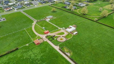 /international/nz/st-kilda-road-cambridge-waikato-320098097161/