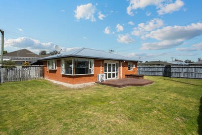 /international/nz/maxwell-road-blenheim-marlborough-320102604999/
