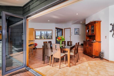 /international/nz/spinnaker-point-paihia-northland-320095620376/