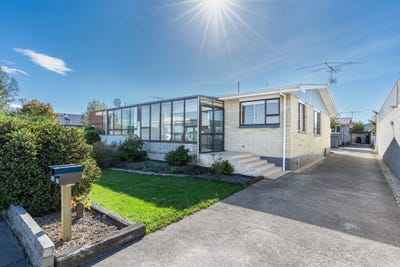 /international/nz/gordon-road-mosgiel-otago-320106969929/