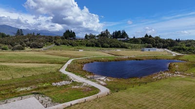 /international/nz/alma-mcpadden-road-highlands-westport-west-coast-320104527488/