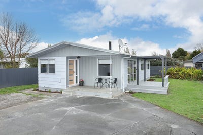 /international/nz/north-street-feilding-manawatu-wanganui-320108527451/