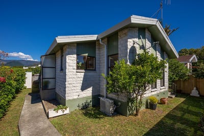 /international/nz/cambria-street-the-wood-nelson-320106684130/